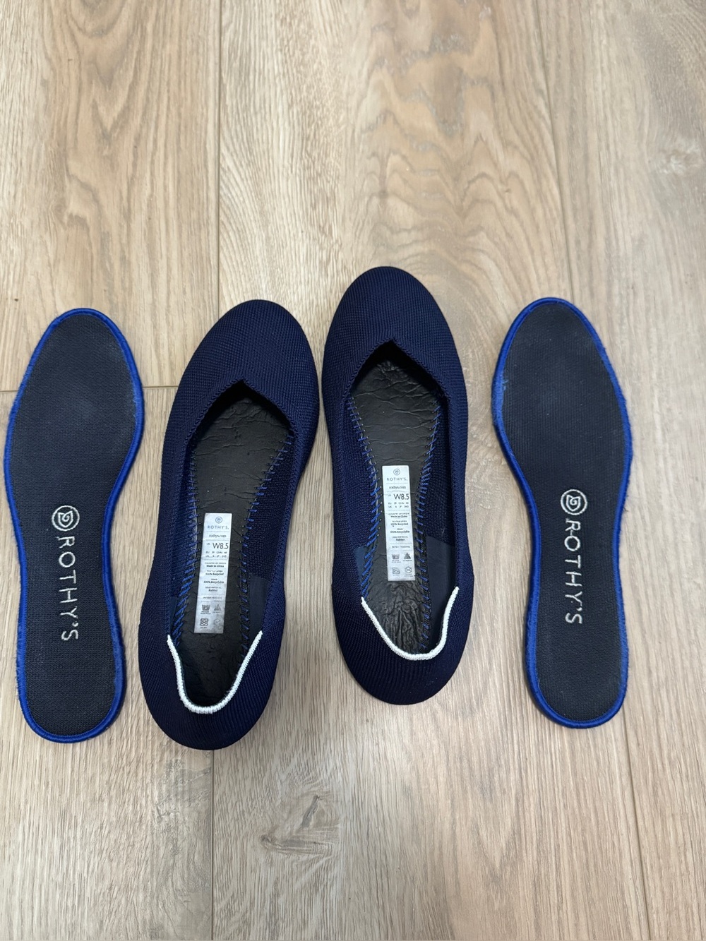 ROTHY'S Women's Navy with White Trim Ballet Flat Sz. 8.5 - Picture 12 of 14